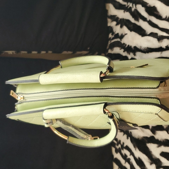 SUGU Mint Green Handbag - Picture 4 of 12